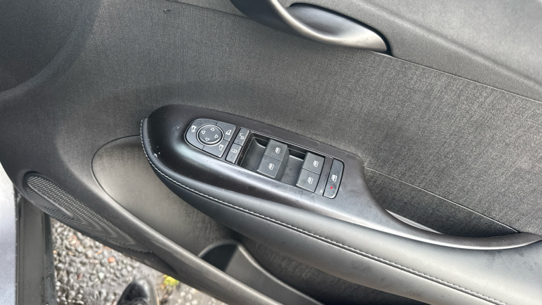 BYD Dolphin 150kW Design 60.4kWh 5dr Auto Electric Hatchback